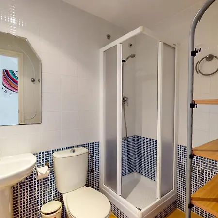 Atico Bassetes Atico En Con Gran Terraza Privada Y Piscina By Family Homes Appartement *