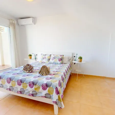 Atico Bassetes Atico En Con Gran Terraza Privada Y Piscina By Family Homes Appartement Dénia