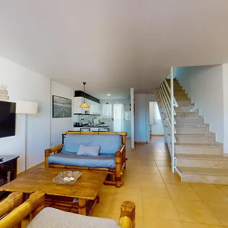 Atico Bassetes Atico En Con Gran Terraza Privada Y Piscina By Family Homes Appartement *