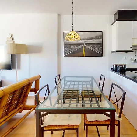 Appartement Atico Bassetes Atico En Con Gran Terraza Privada Y Piscina By Family Homes *