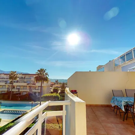 Atico Bassetes Atico En Con Gran Terraza Privada Y Piscina By Family Homes Appartement