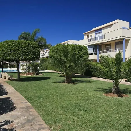 Atico Bassetes Atico En Con Gran Terraza Privada Y Piscina By Family Homes